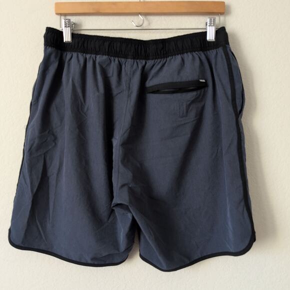 Vuori Men's Banks Short 7" Inseam Blue Size Large Swim to Boardwalk Versatile - Picture 5 of 8